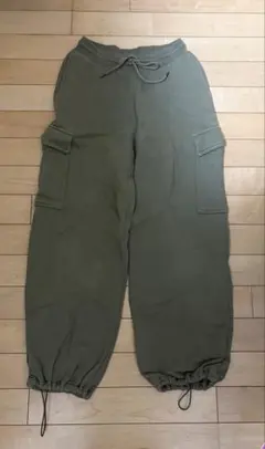 ユニクロ　UNIQLOスウェット　カーゴパンツ　パンツ　カーキ　S
