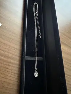 涙型クリスタルペンダントネックレス