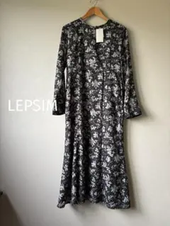 新品 LEPSIMシアージャガードプリントワンピース ブラック