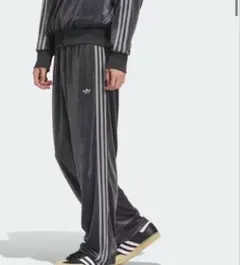 2025年最新】アディダス adidas ベロアの人気アイテム - メルカリ