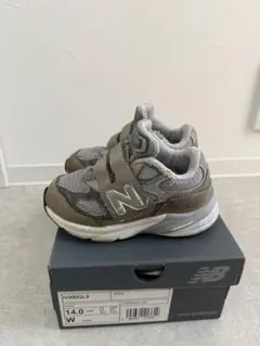 IV990 GL6 14㎝ new balance ニューバランスのサムネイル