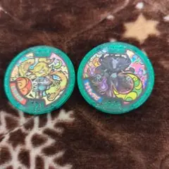 妖怪ウォッチ妖怪メダル、ヒカリオロチ、ヤミキュウビ