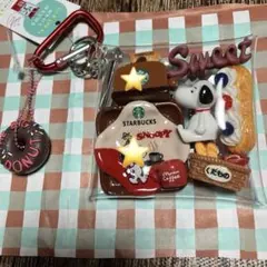 ガチャ詰めポーチスヌーピー スターバックス 風