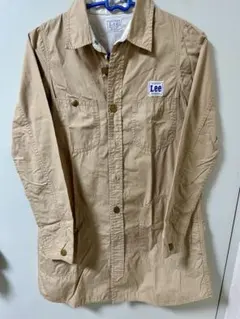 Lee 長袖シャツ ベージュ Sサイズのサムネイル