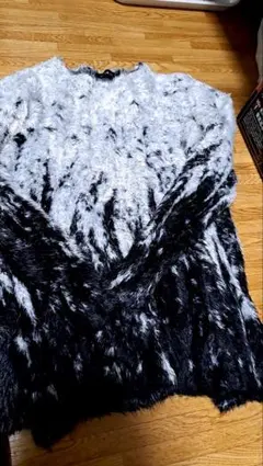 オーバーサイズファーセーター 黒白ストライプ