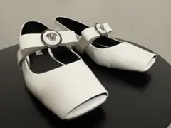 YM1428 VERSACE ジャンニ リボン バレリーナシューズ 37 白のサムネイル
