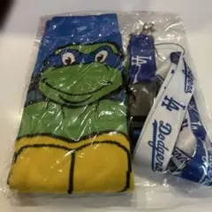 ミュータント・タートルズソックスとドジャースストラップセット