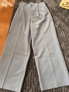 水色スラックス