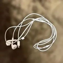 iphone純正　Lightning ホワイトイヤフォン