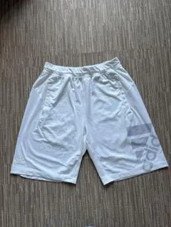 adidas ホワイト ショートパンツ M