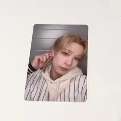 Item thumbnail for item 1332c6f1-cc2c-4b46-ac77-b9b37b3dcae9