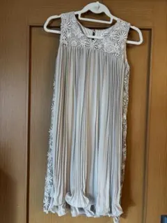 axes femme ノースリーブひざ丈ワンピース