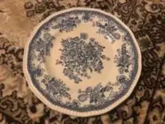 青と白の花柄 陶磁器 プレート