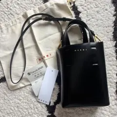 MARNI マルニ museo nano 黒×グリーン　ショルダーバッグ ミニのサムネイル