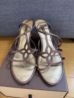 LOUIS VUITTON ブラウン ストラップ サンダル ウェッジヒール