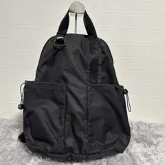 美品　ナイキ　ナイロンリュック　ブラック　黒　チェーンロゴ