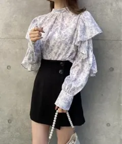 華やかに大人ガーリーな着こなし/前後2WAYボウタイブラウス