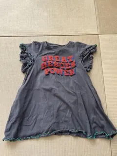 グレーのフリル袖ワンピース 100cm