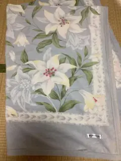 【未使用、訳あり】モリーナ 花柄 綿毛布　140×200㎝
