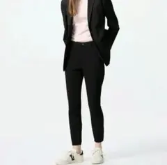 ユニクロ　レギンスパンツ　黒