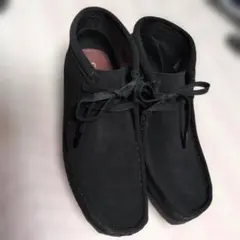 Clarks ワラビー ブーツ ブラック スエードレディースのサムネイル