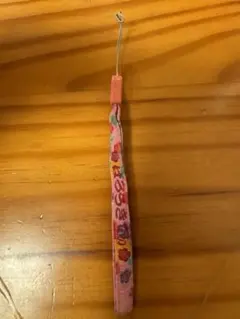 平成レトロ　和柄　布製　ストラップ　ハローキティ