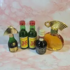 ブランデー・ウイスキーセットで5本のサムネイル