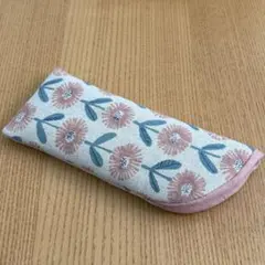 Item thumbnail for item b6f55ce4-d9f6-402e-8b47-79798fcc6c04