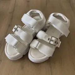 サンダル　白