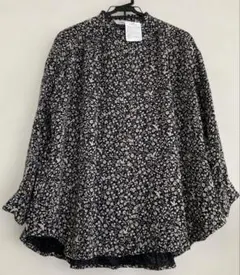新品　東京かんかん artipur 花柄　コットン　ブラウス　ブラック　フリー