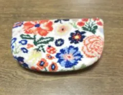 未使用に近い　フェイラー　少し大きめ可愛い花柄ポーチ　シュニール織