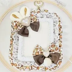 B8 うさ耳×レオパ白茶 痛ロゼット風 硬質ケース トレカデコ 平成女児