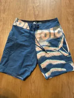 Volcom ボードショーツ 水着