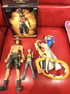 ワンピース ドラマチックショーケース 他 ルフィ エース フィギュア 5 
