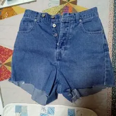ショートパンツ　デニム