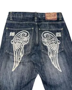 Item thumbnail for item c05b1f6d-b9db-4021-ad95-f1dd230da9c3