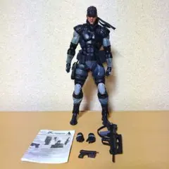 PLAY ARTS 改 メタルギアソリッド ソリッド・スネーク フィギュア