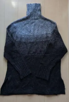 GU and beautifulpeopleグラデーション ハイネックセーター