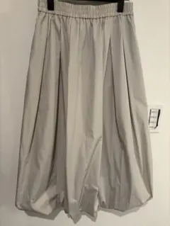 GU プリーツスカート M クリーム色