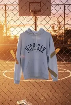 MICHIGAN カレッジスウェットパーカー Mサイズ　チャオパニック