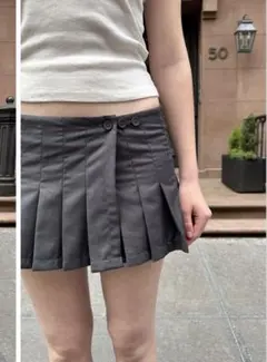 Brandy Melville Dona Skirtのサムネイル
