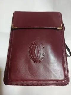 Cartier　カルティエ　レザー フラップ付き クラッチバッグ バーガンディ
