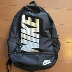 Nike リュック　黒 大きなロゴ