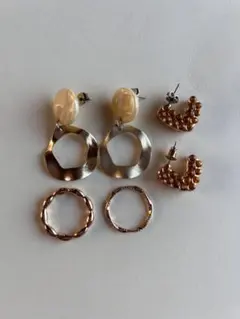 ピアス リング　4点セット ゴールドカラー