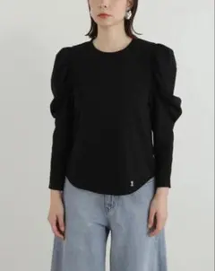 【新品】 JILL STUART パネルラインジャージートップス　黒のサムネイル