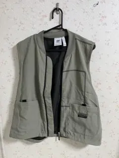 HUF PEAKナイロンZIPベスト - メルカリ