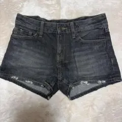 黒 デニムショートパンツ