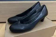 Romeo Valentino 黒 レザー パンプス 低ヒール