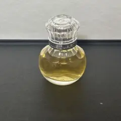JILLSTUART ヴァニラ ラスト オードパルファン 7.5ml ミニサイズのサムネイル