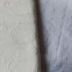 生地（刺繍) 　　 ①白 　　　 　　 ②ややオフホワイト